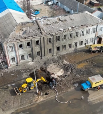 Ракетний удар рф по Костянтинівці на Донеччини: пошкоджено щонайменше 18 цивільних об’єктів