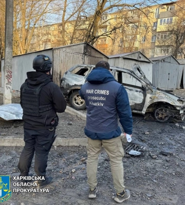 Внаслідок ворожої атаки БпЛА по житловому кварталу Харкова постраждали три людини