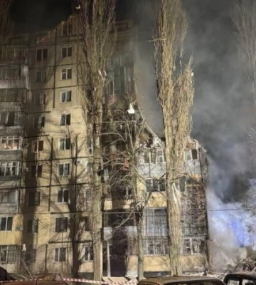 Страшная ночная атака по Одессе: оккупанты ударили дронами по многоэтажке, есть погибшие – кадры последствий