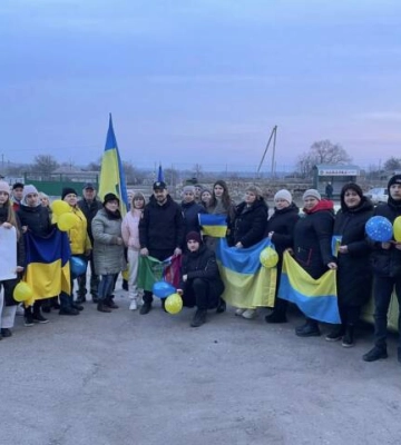 В Аджамці зустріли звільненого з полону воїна (відео)