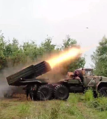 Українські дрони знищили два ворожі "Гради" на важливій трасі під Гуляйполем