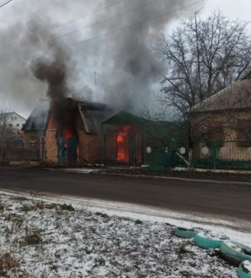 Внаслідок обстрілів Донецької області постраждали двоє людей