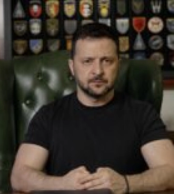 Зеленский упрекнул западных партнеров в политических играх, пока Россия продолжает убивать