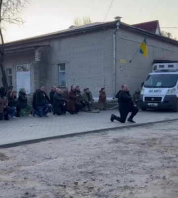 Важкий ранок: до Луцька «на щиті» повернулися полеглі на війні Герої