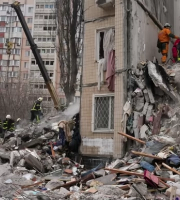 Під завалами багатоповерхівки в Одесі знайшли тіло ще одного немовляти, - ОВА