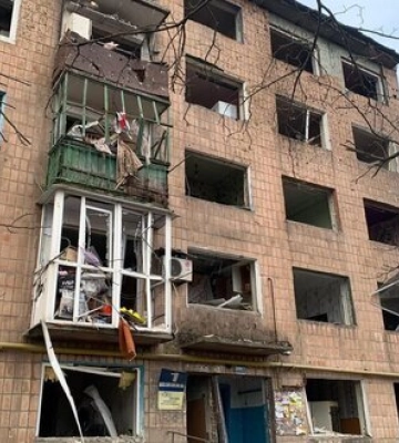 Доба на Донеччині: ракетні удари по Мирнограду та Покровську, є поранені. ФОТОрепортаж