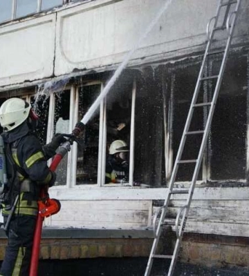 Під час пожежі у полтавській багатоповерхівці загинула людина