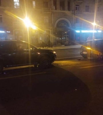 На водія таксі склали протокол: деталі ДТП навпроти театру у Рівному
