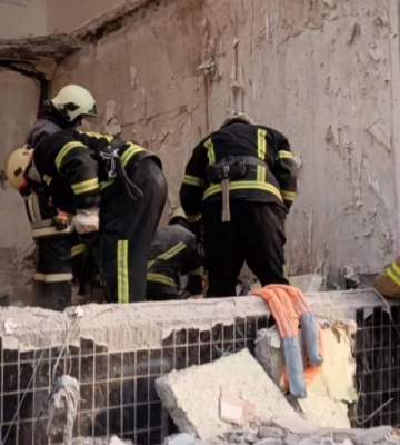 В Одесі під завалами можуть залишатися дві дитини, – Кулеба