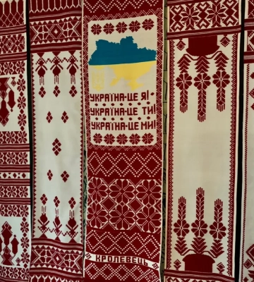 У просторі «Цінності» презентували традиції кролевецького переборного ткацтва