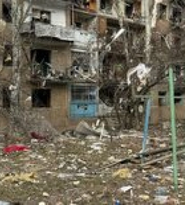 Россия ударила авиабомбой по центру Курахово, 16 человек ранены – фото последствий