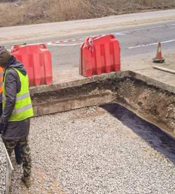 На стратегічній автодорозі в Одеській області проводять ремонтні роботи