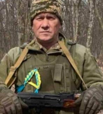 Двоє дітей залишились без батька: на Волині попрощаються із Героєм Ярославом Потолковим