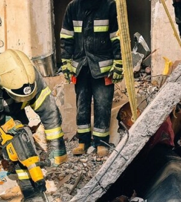 Атака 2 березня: в Одесі під завалами знайшли тіла ще двох дітей