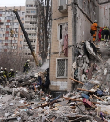 В Одесі завершили пошуково-рятувальну операцію після удару по будинку: 12 людей загинули, серед них 5 — діти