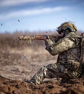 На Бахмутському напрямку в межах Іванівського йдуть жорсткі бої - Євлаш