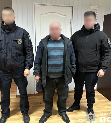 На Чернігівщині затримано дебошира, який з травмату поранив людину у торгівельному комплексі