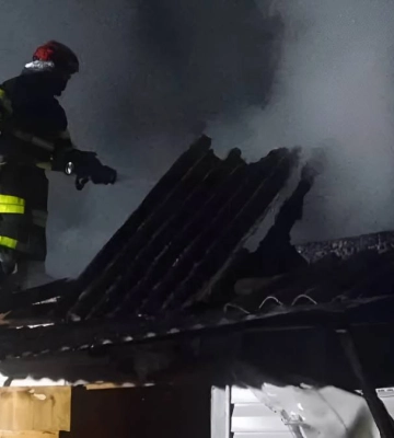Прикарпатські рятувальники за добу загасили 7 пожеж: є постраждалий
