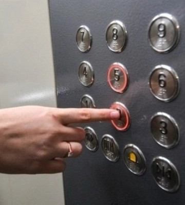 Відсьогодні у Полтаві почнуть відновлювати роботу ліфтів