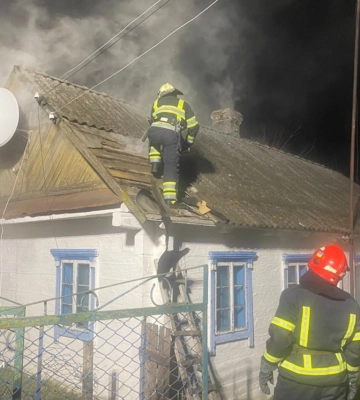 Вогнеборці ліквідували пожежу в приватному господарстві на Рівненщині