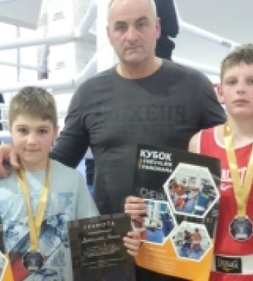 Спортсмени з Ясінь вибороли призові місця у змаганні з боксу