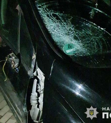 На Тернопільщині чоловіка збили і залишили на дорозі 