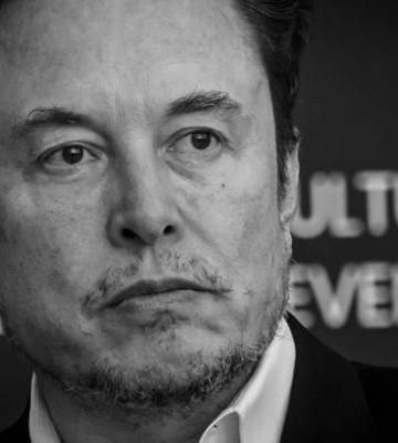 Иск на 128 миллионов долларов: бывшие руководители Twitter подали в суд на Илона Маска