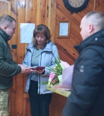 На Волині дружині загиблого військовослужбовця Валерія Зубчика вручили орден «За мужність» 