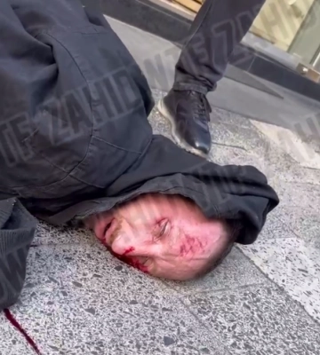 Жінку в центрі Львова намагалися вбити ножем для гоління (відео)