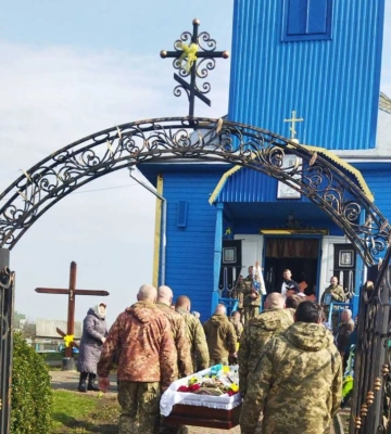 Два Герої поповнили лави Небесного Легіону: на Волині попрощалися із захисниками Віталієм Пучковським та Олексієм Кушніром