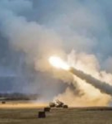 Перший раз за 2 роки війни: росіяни показали відео враження HIMARS. Відео