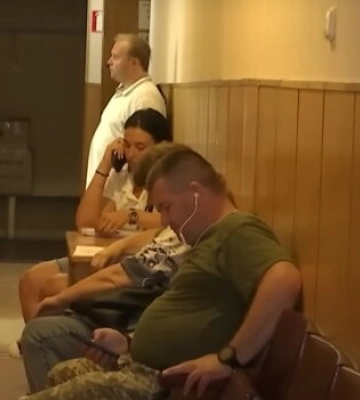 Людей с переломами держали в ТЦК: омбудсмен освободил десятерых и требует реформ