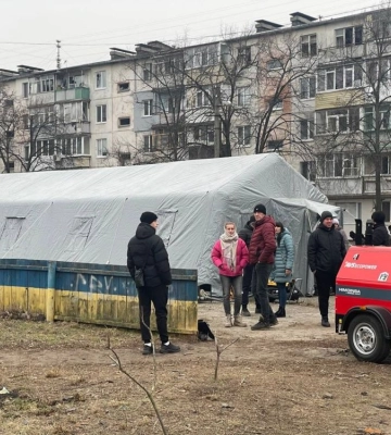 У Хмельницькій області російські дрони пошкодили об&#039;єкт інфраструктури, деякі населені пункти залишилися без світла — ОВА