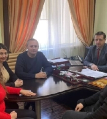 Новокаховська міська військова адміністрація Херсонської області працевлаштовує безробітних