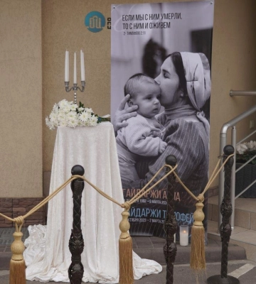 В Одесі попрощалися з матір’ю та її чотиримісячним сином, які загинули від російського удару