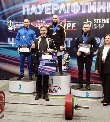 Силачі з Сумщини відзначилися на чемпіонаті України з пауерліфтингу
