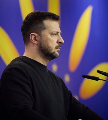 Зеленський відреагував на заяву Макрона, що не можна виключати відправку західних військ в Україну 