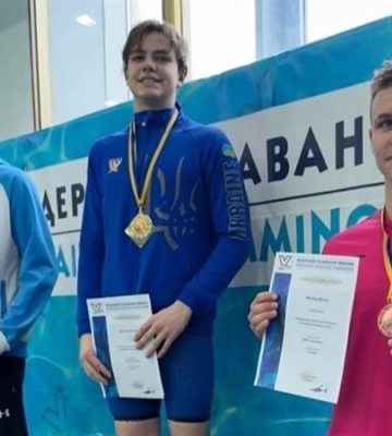 Франківець здобув “золото” та “бронзу” на чемпіонаті України з плавання у стилі “батерфляй”