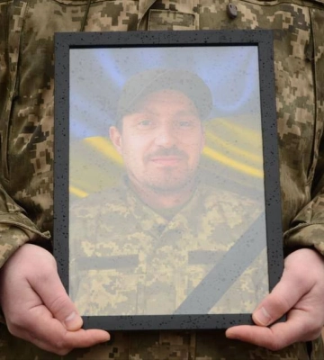 У Рівному попрощалися з Героєм-Захисником Вадимом Крикливим