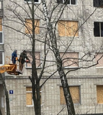 У Сумах внаслідок атаки дронів пошкоджені кілька медичних закладів