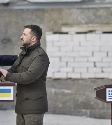 &quot;Ми бачили цей удар&quot;: Зеленський прокоментував атаку рф по Одесі, коли там був він та прем&#039;єр Греції