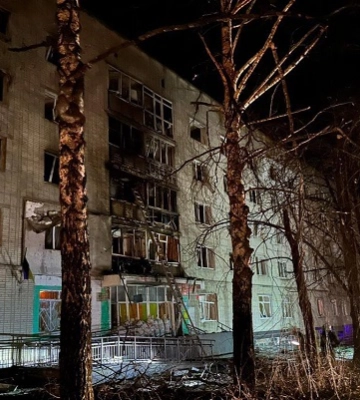 У Сумах тривають аварійно-відновлювальні роботи на місцях ворожих ударів