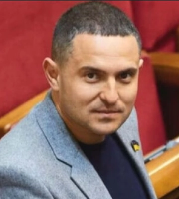 Завод із орбіти &quot;слуги народу&quot; Куницького постачав зарядні станції для окупованого Криму, - ЗМІ