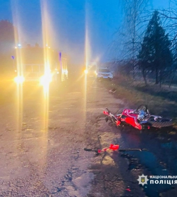 Загибель велосипедиста та поранення мотоциклістів: поліція Прикарпатті розслідує дві ДТП (ФОТО)