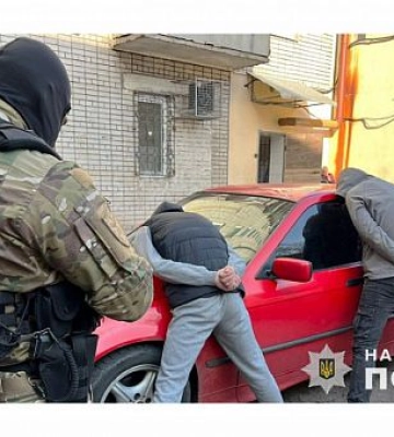 На Дніпропетровщині судитимуть шахраїв, які привласнили понад пів мільйона гривень