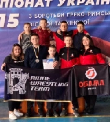 Юні борці греко-римського стилю з Рівного завоювали чотири нагороди Чемпіонату України в Ужгороді