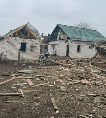 Росіяни вдарили авіабомбами по Вовчанську