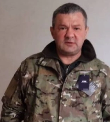 Зустрічали великою колоною: на Волинь «на щиті» привезли тіло командира Сергія Янчука. Відео