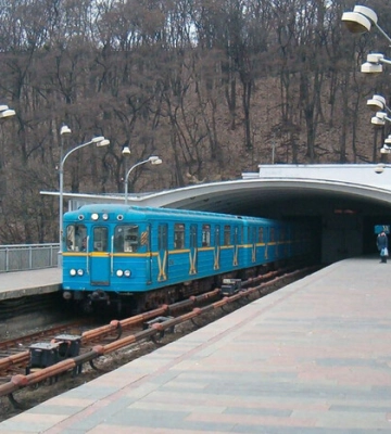 У Києві знову запрацює станція метро «Дніпро». Її зачинили з початку повномасштабного вторгнення
