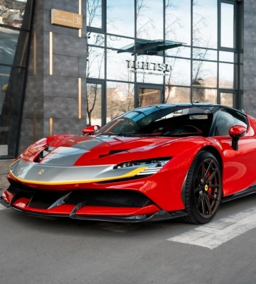 Самый дорогой в Украине: в Киеве продают 1000-сильный суперкар Ferrari за $800 000 